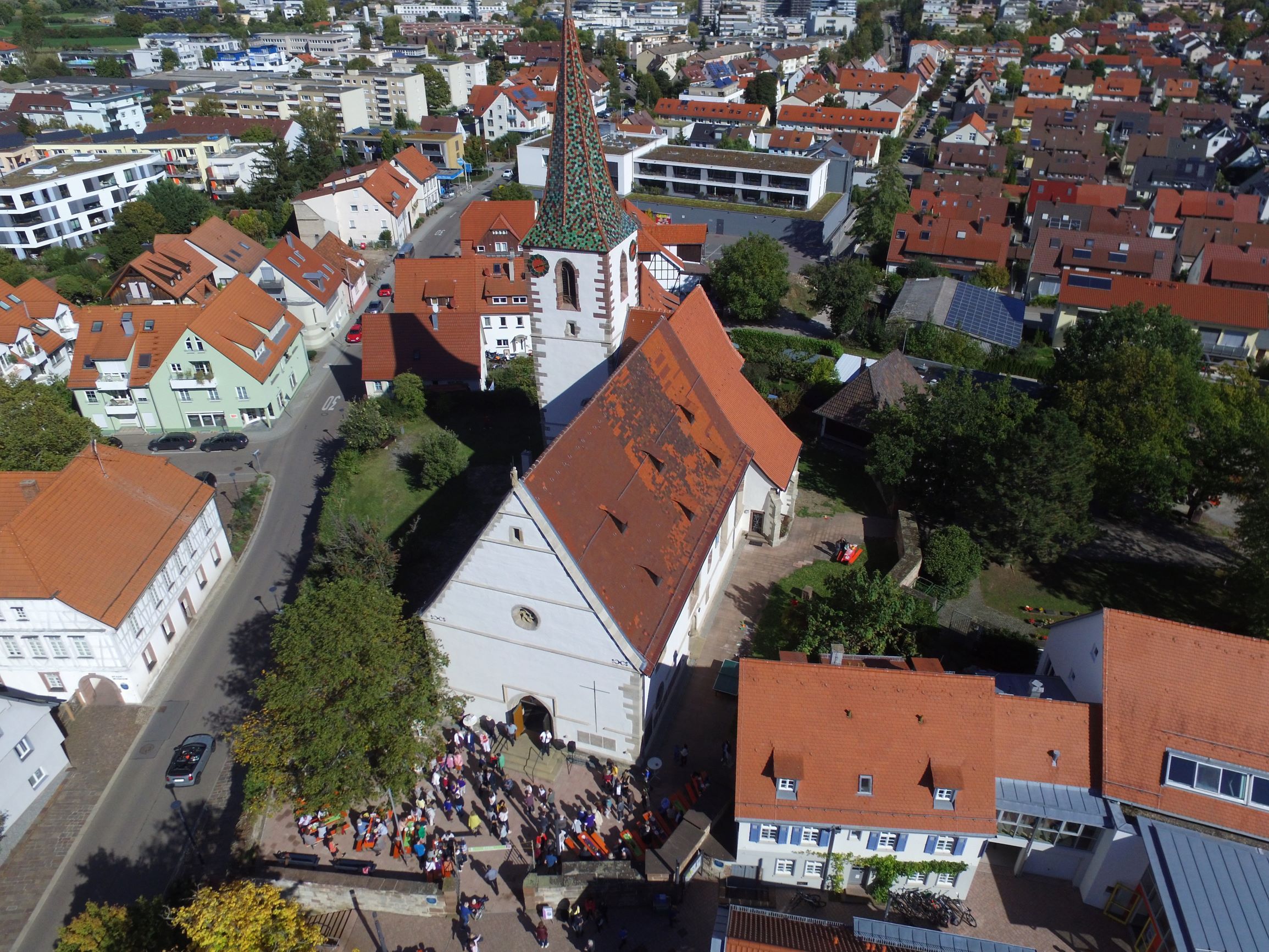 Petruskirche - Evangelische Kirchengemeinde Petrus und Lukas Gerlingen, Kirchstraße 44 in Gerlingen
