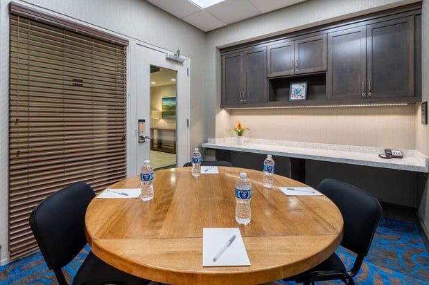 Images Hilton Garden Inn Lenox Pittsfield