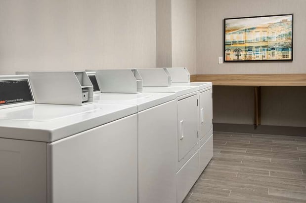 Images Hampton Inn Baltimore-Downtown-Convention Center