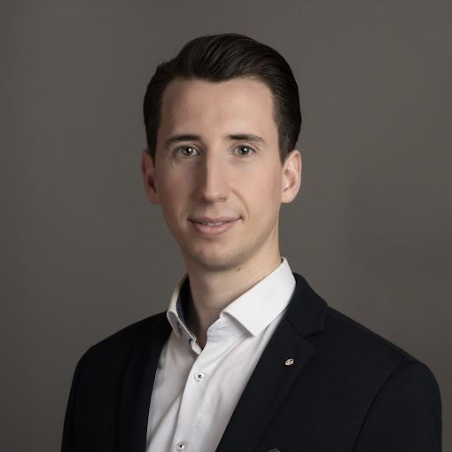 Bild 1 Sidney Hahn - Freier Finanz- & Unternehmensberater in Achern