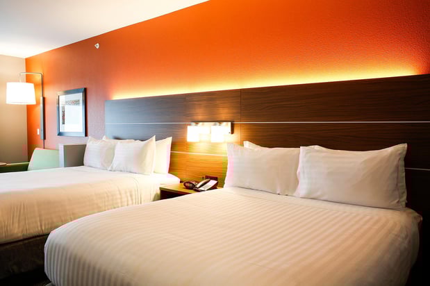 Images Holiday Inn Express & Suites Louisville Downtown by IHG