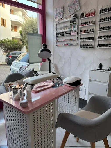 Images Peluquería | Centro De Estética Sofia. Puerto Pollensa – Mallorca