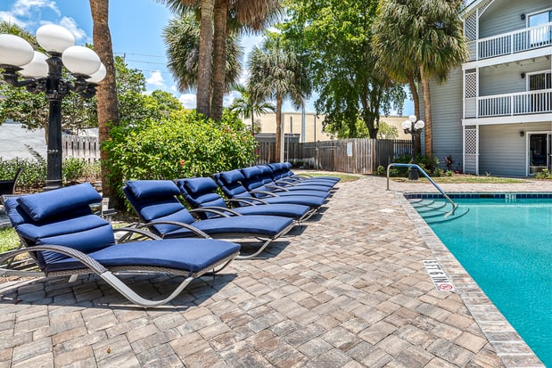 Images Aventine at Lantana Senior Apartments