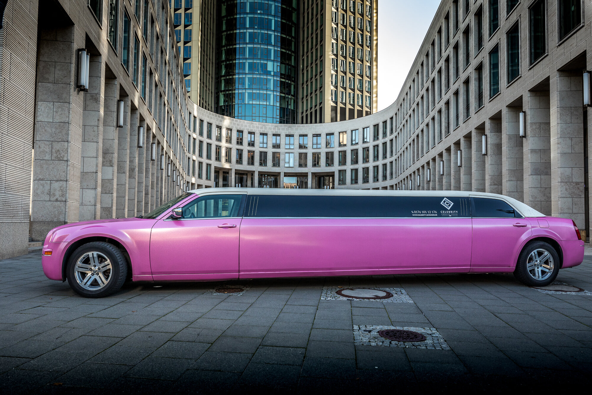 Celebrity Limousine Service 24 in Langen (Hessen)