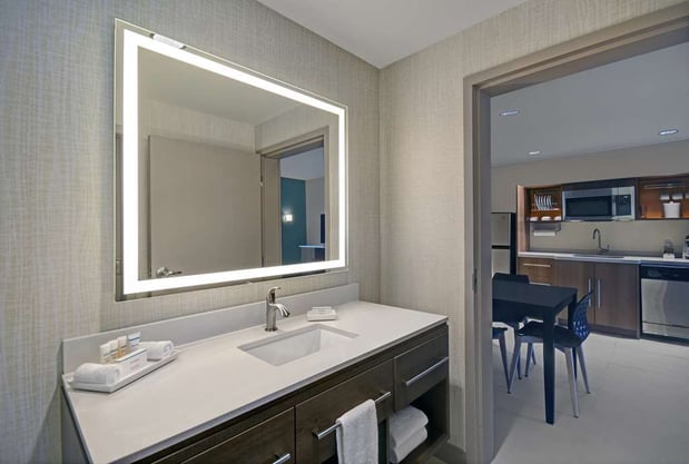 Images Home2 Suites by Hilton Blacksburg