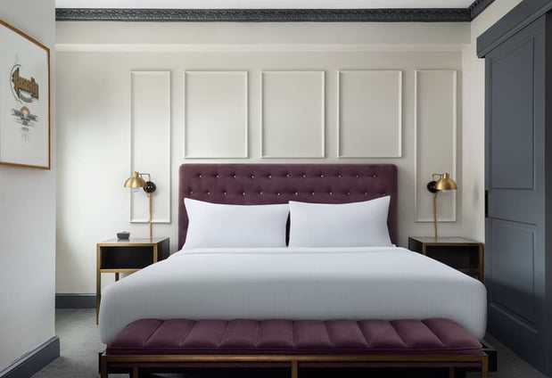 Images Hotel Phillips Kansas City, Curio Collection by Hilton