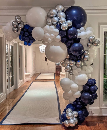 Images Seattle Balloon Artist