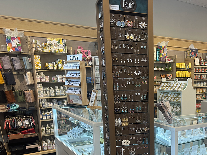 Images Gretchen's Hallmark Shop
