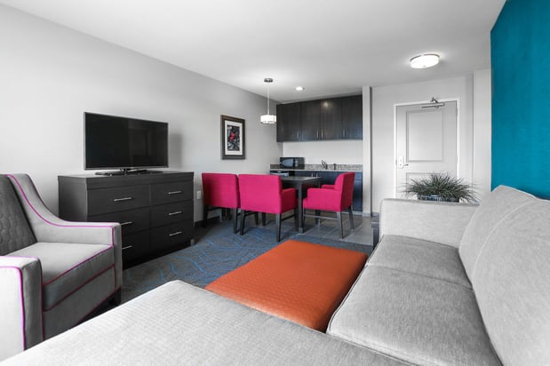 Images Holiday Inn Express Moline - Quad Cities by IHG