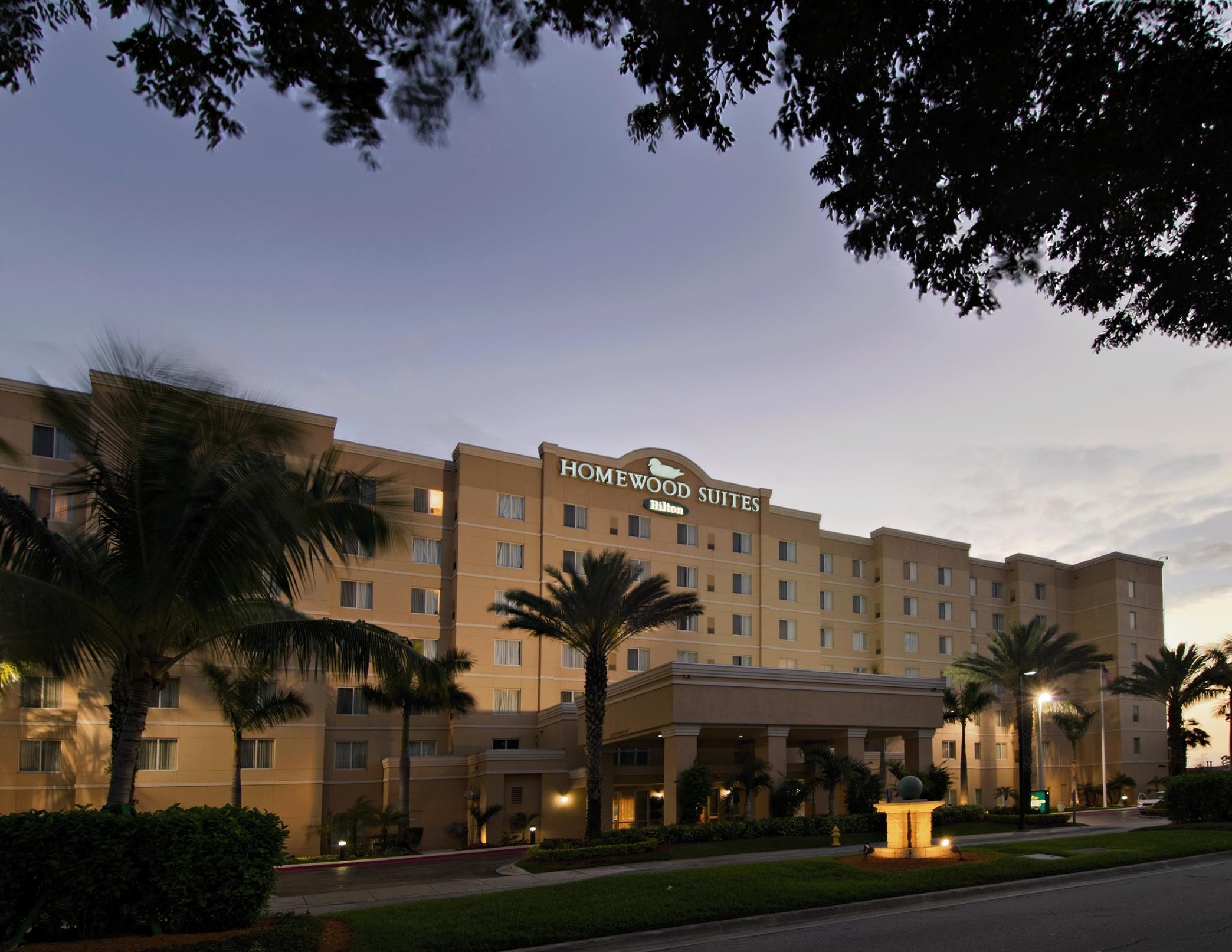 Homewood Suites by Hilton Miami-Airport/Blue Lagoon