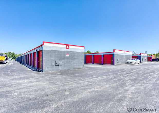 Images CubeSmart Self Storage