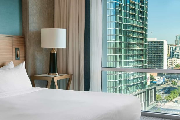 Images Carte Hotel San Diego Downtown, Curio Collection by Hilton