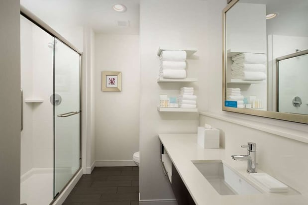 Images Hampton Inn Huntsville/Village of Providence