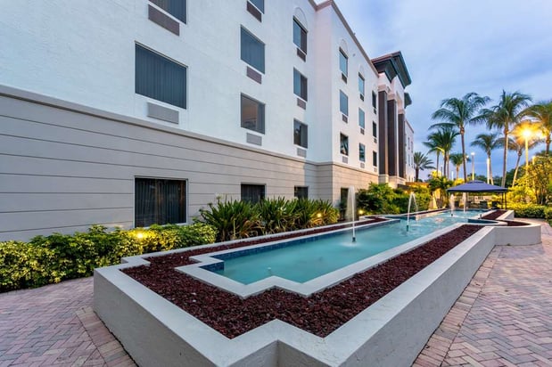 Images Hampton Inn & Suites Wellington