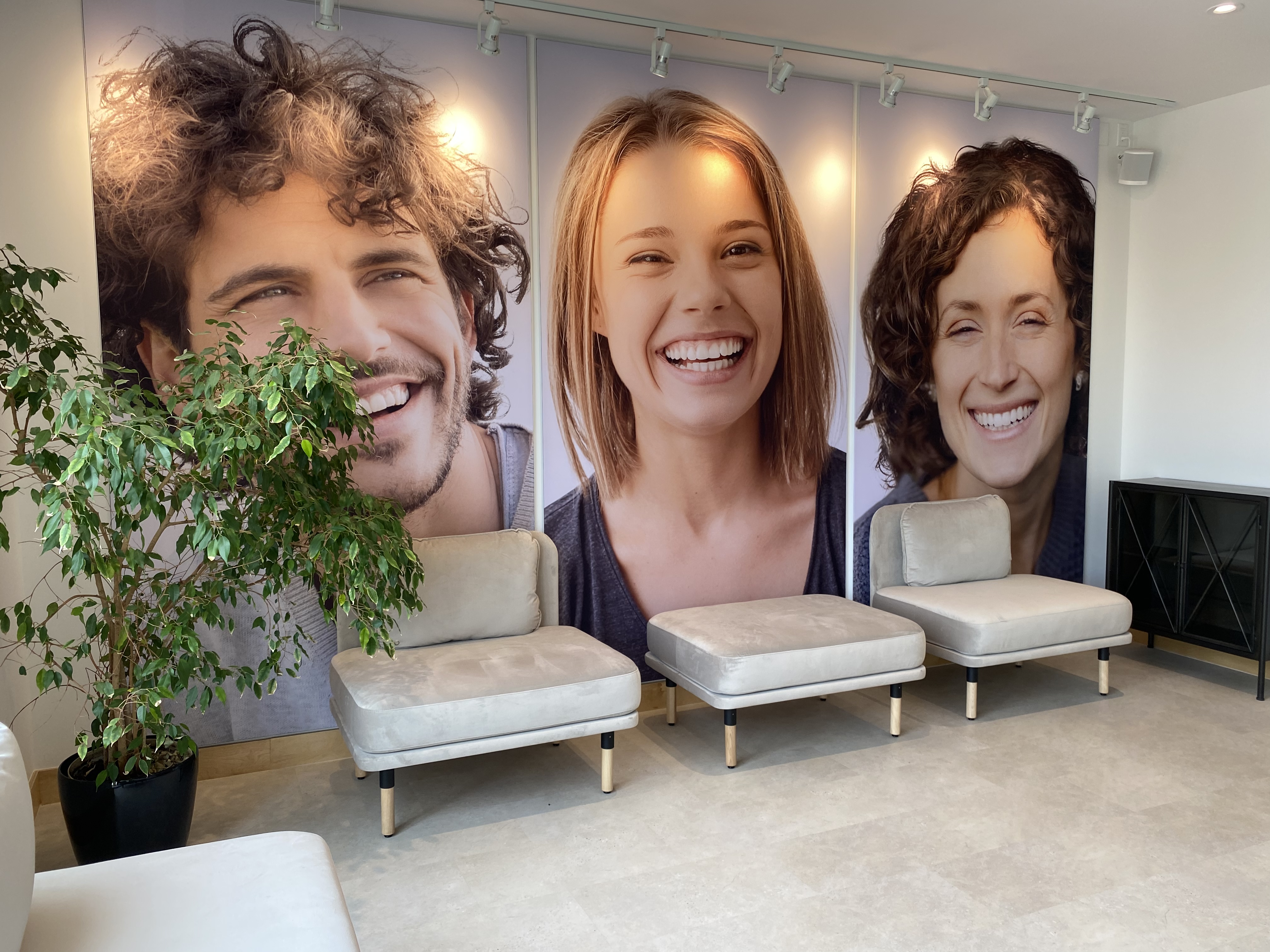 Images Dentistes Larouche & Associées - Clinique Dentaire, Dentiste Boucherville