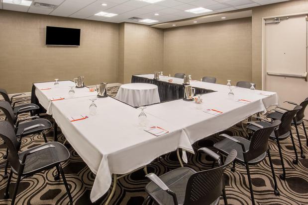 Images Crowne Plaza Phoenix Airport - Phx by IHG