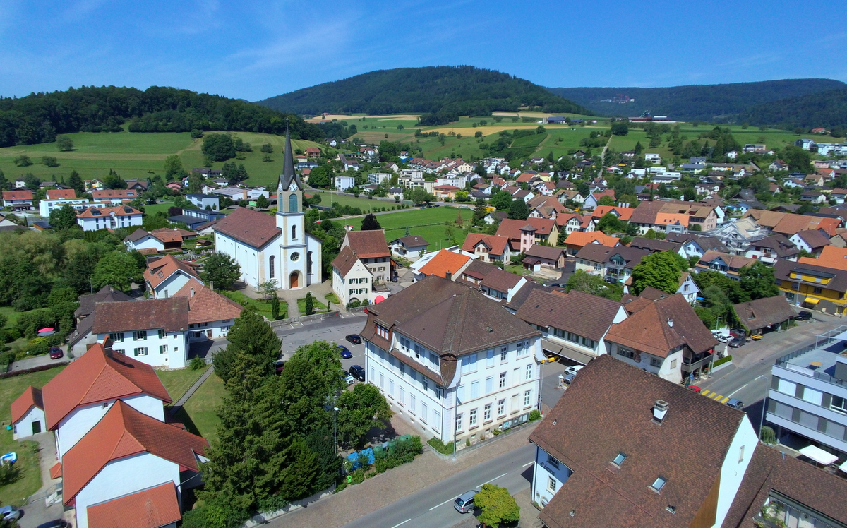 Bilder Gemeindekanzlei und Gemeindeverwaltung Einwohnerkontrolle Bauwesen