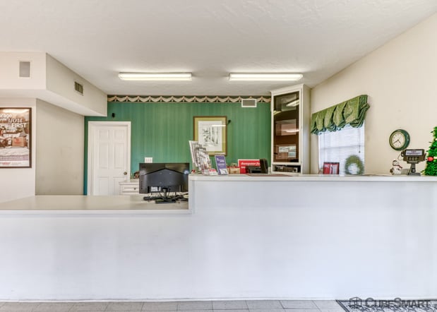 Images CubeSmart Self Storage