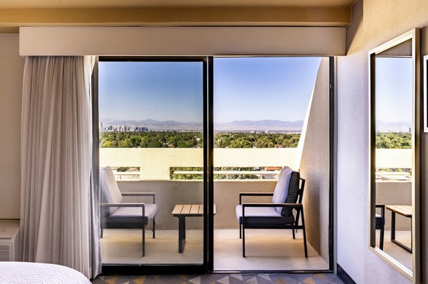 Images Holiday Inn Denver East by IHG