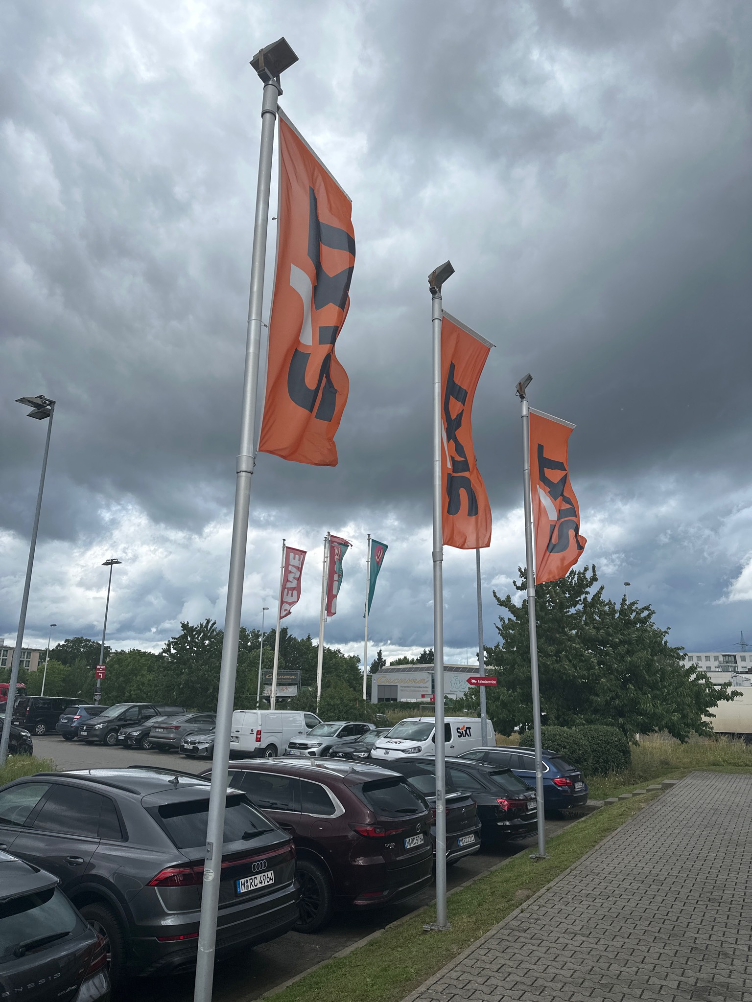 SIXT Autovermietung Darmstadt, Leydheckerstr. 20 in Darmstadt