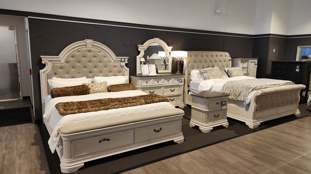 Images Value City Furniture