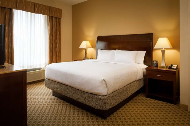 Images Hilton Garden Inn Cincinnati Blue Ash