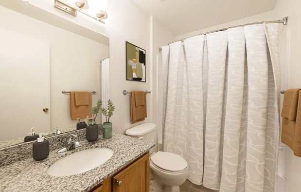 Images Pinewood Apartments