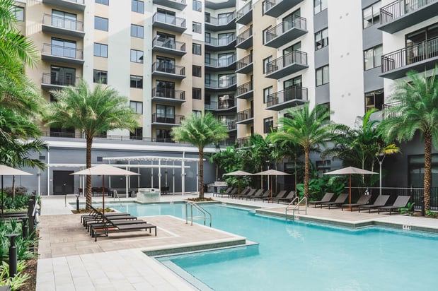 Images Modera Coral Springs