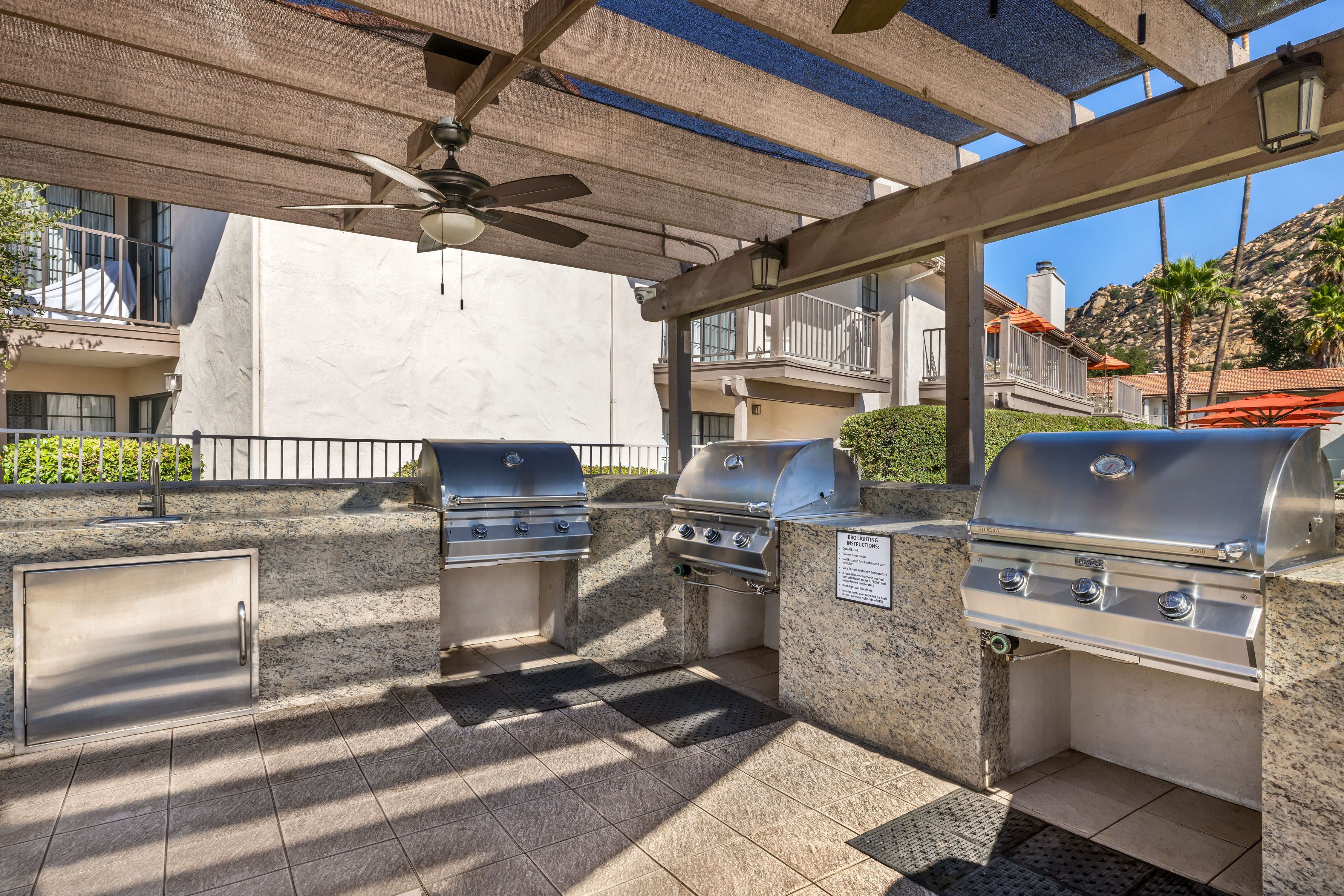 Riviera Oaks Resort & Racquet Club Image