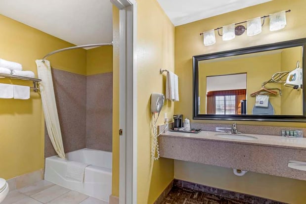 Images Best Western Executive Inn