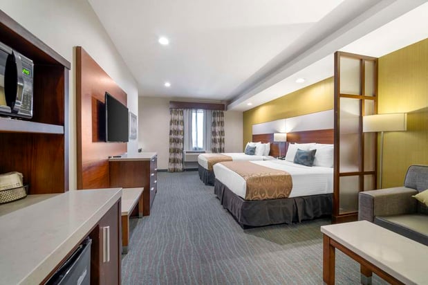 Images Best Western Plus Gardena Inn & Suites