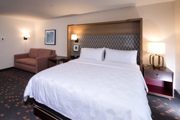 Images Holiday Inn & Suites Detroit - Troy by IHG