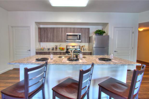 Images Seasons Apartments