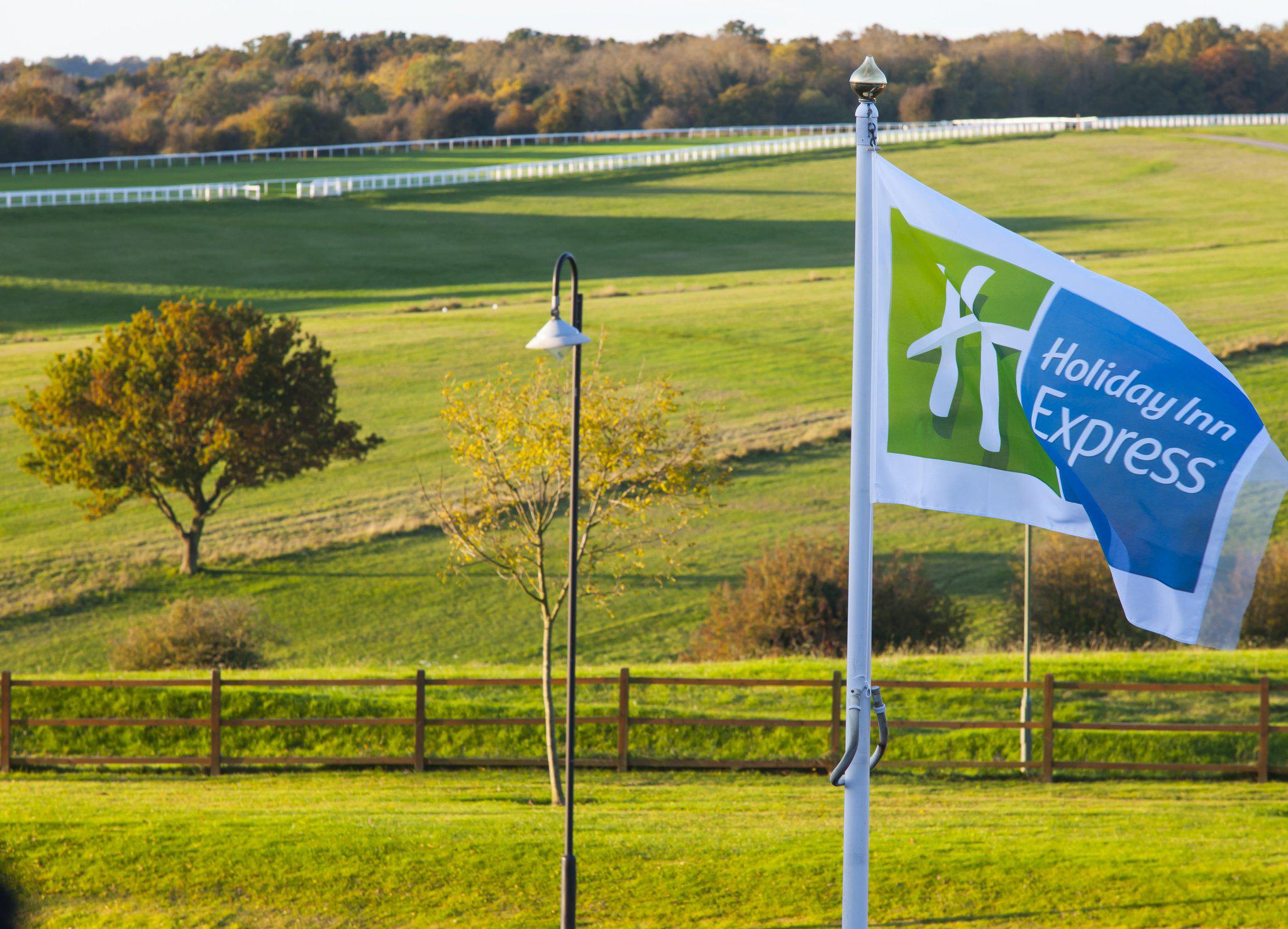 Holiday Inn Express London - Epsom Downs, an IHG Hotel Surrey 01372 755200