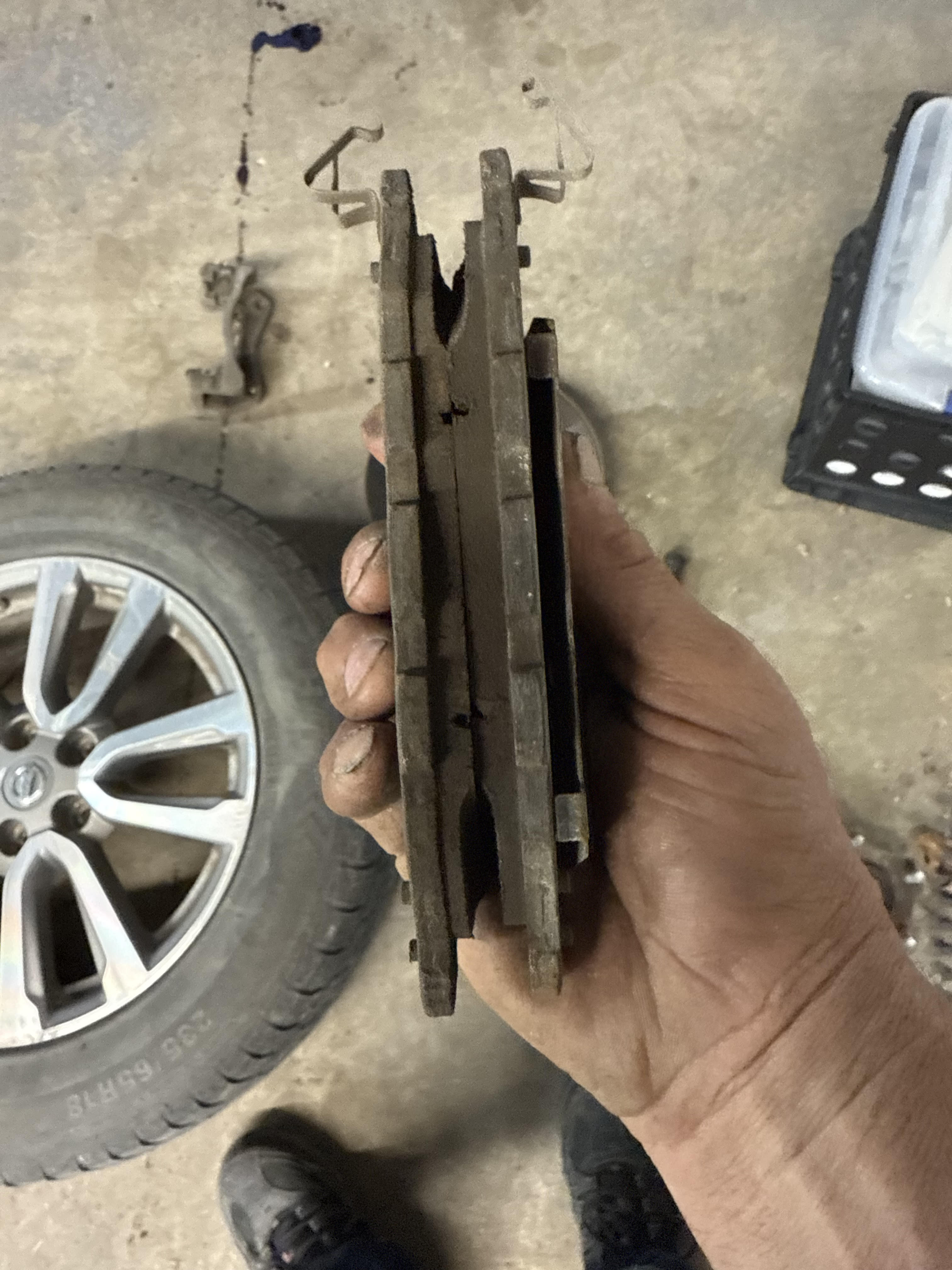 Lewis County Line Garage Image