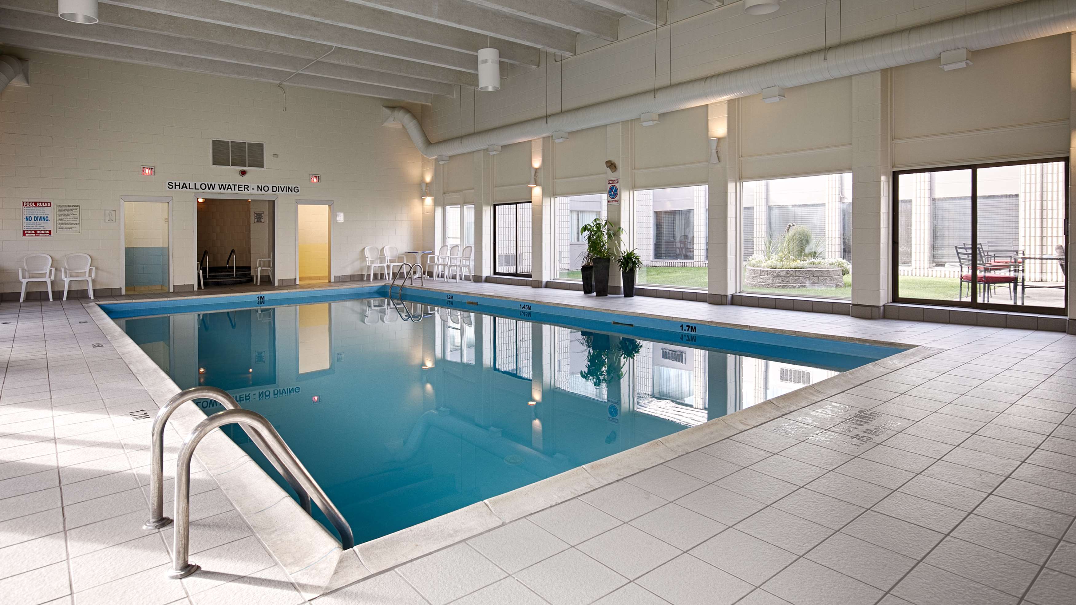 Pool Best Western North Bay Hotel & Conference Centre North Bay (705)474-5800