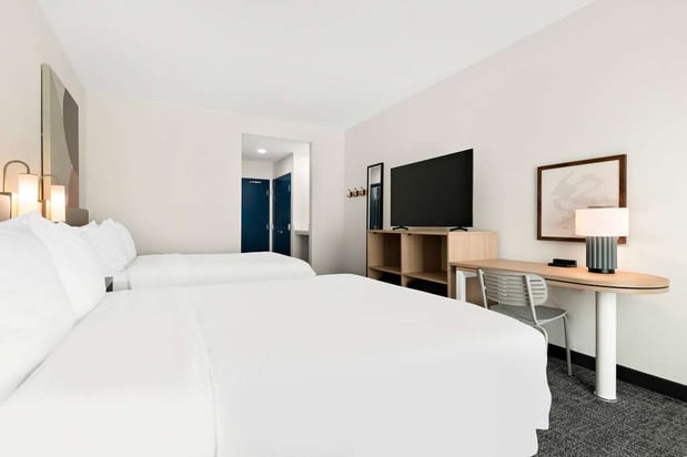 Images Spark by Hilton Lancaster Dutch Country