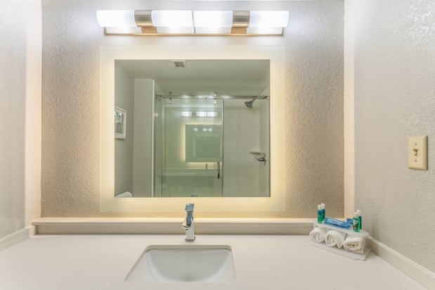 Images Holiday Inn Express & Suites Augusta West - Fort Eisenhower by IHG