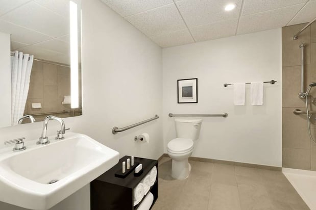 Images Embassy Suites by Hilton Boca Raton