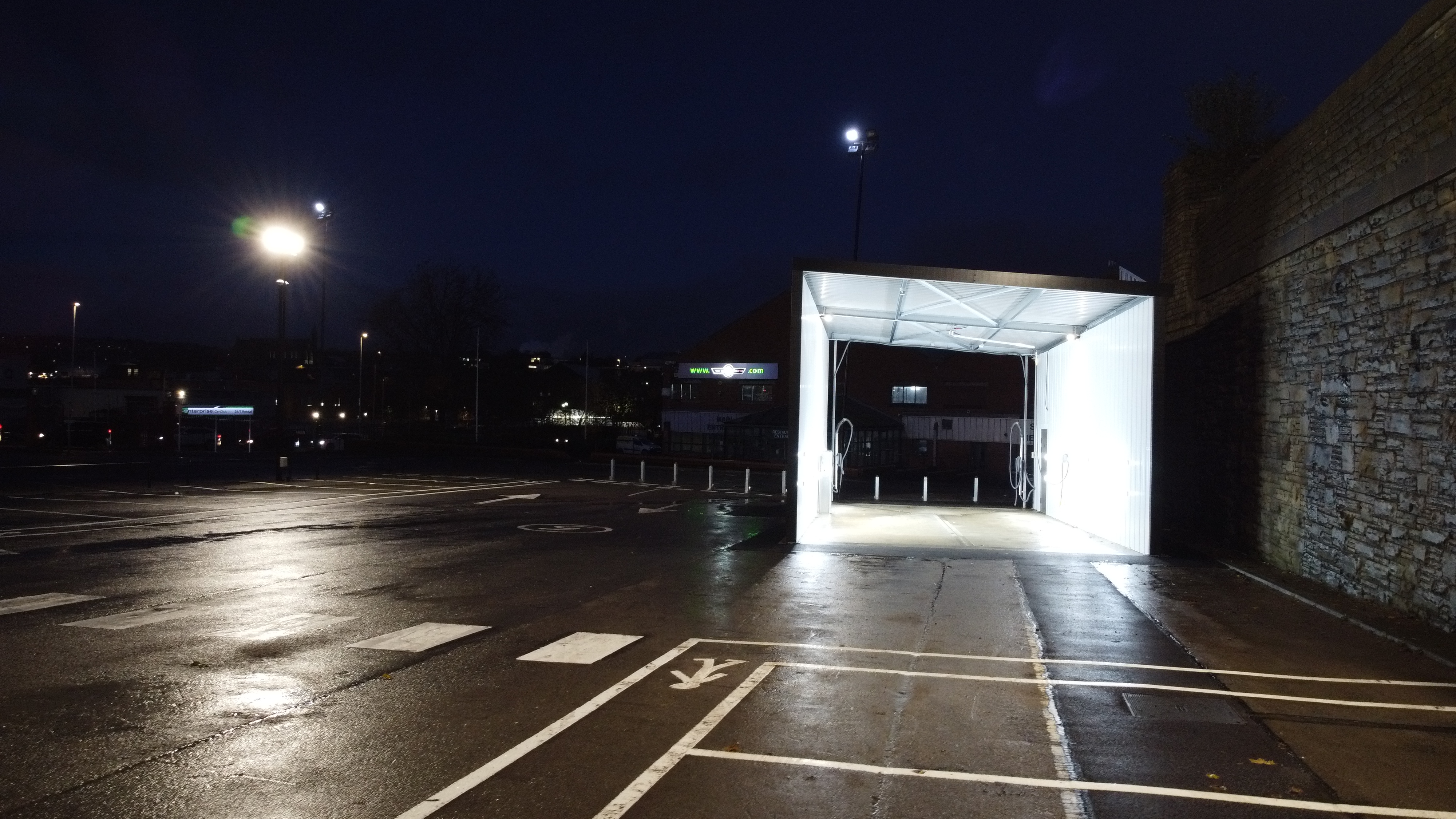 Images Enterprise Car & Van Hire - Bradford City Centre