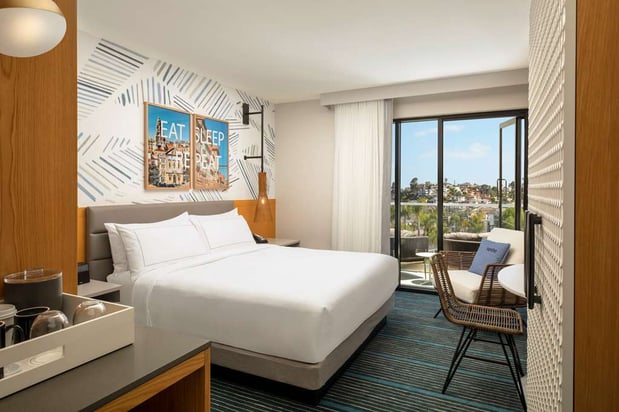 Images The Monsaraz San Diego, Tapestry Collection by Hilton