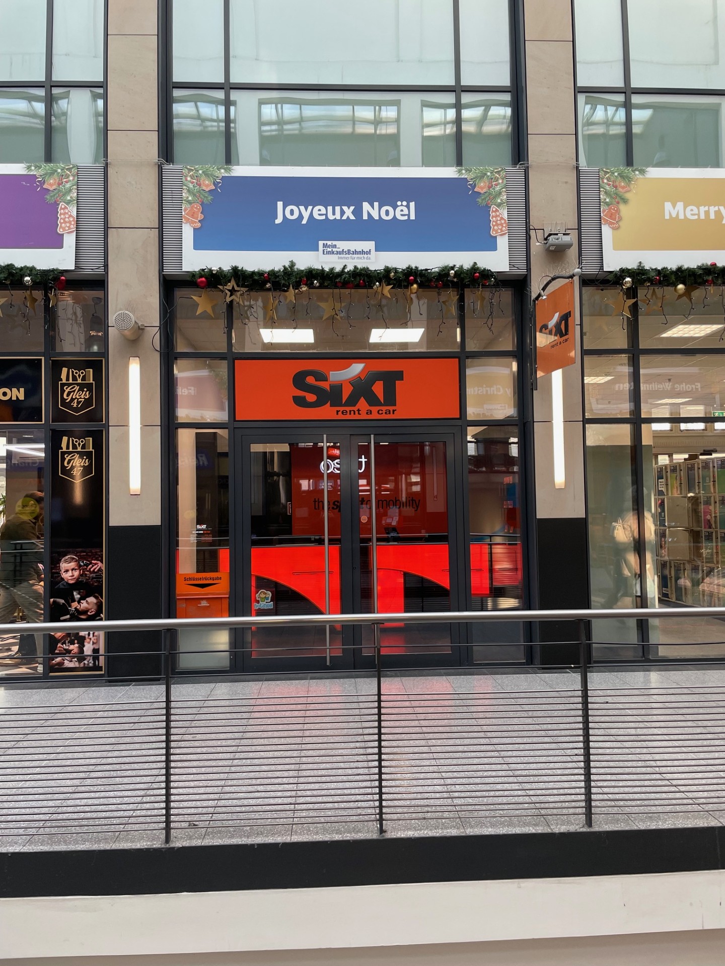 SIXT Autovermietung Mannheim Hauptbahnhof, Willy-Brandt-Pl. 17 (im Hbf.) in Mannheim