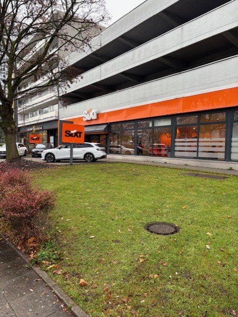 SIXT Auto- und Transportervermietung Essen Limbecker Platz, Ostfeldstr. 9 in Essen