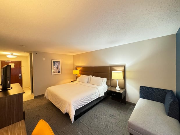 Images Holiday Inn Express & Suites St. Paul - Woodbury by IHG