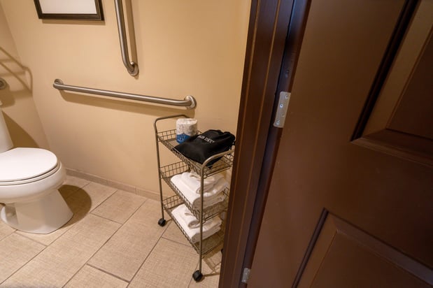 Images Holiday Inn Murfreesboro by IHG