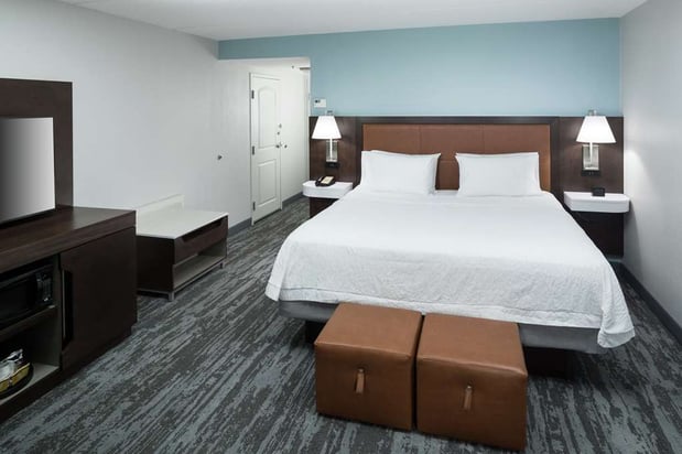 Images Hampton Inn & Suites Panama City Beach-Pier Park Area