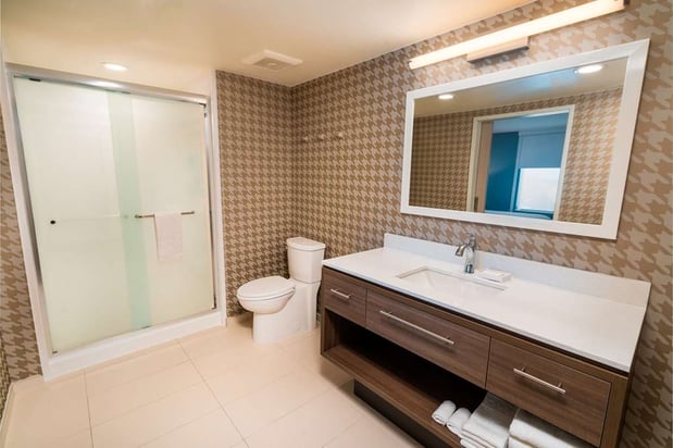 Images Home2 Suites by Hilton Bakersfield