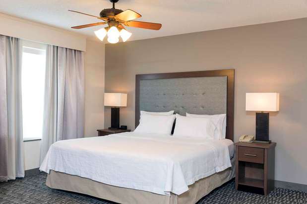 Images Homewood Suites by Hilton Indianapolis-Airport/Plainfield