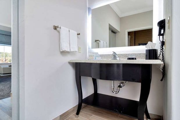 Images Hampton Inn & Suites Fort Worth-Fossil Creek