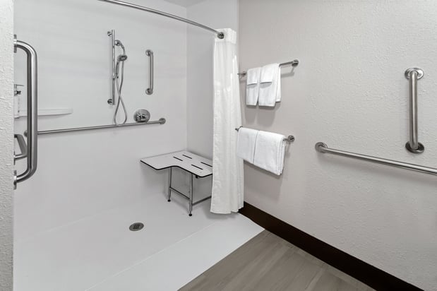 Images Holiday Inn Express & Suites Chicago-Algonquin by IHG
